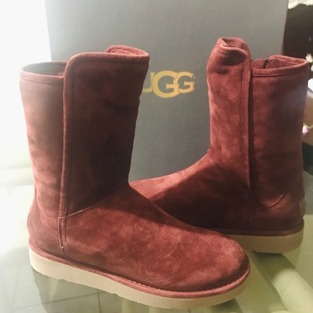 Ugg Italian Abree boots